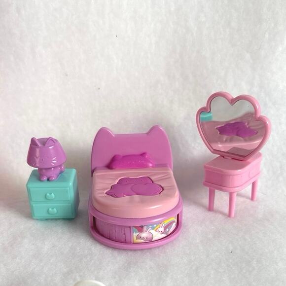 Gabby’s Dollhouse Netflix DreamWorks  Lot of  Dolls and Accessories - Picture 6 of 7